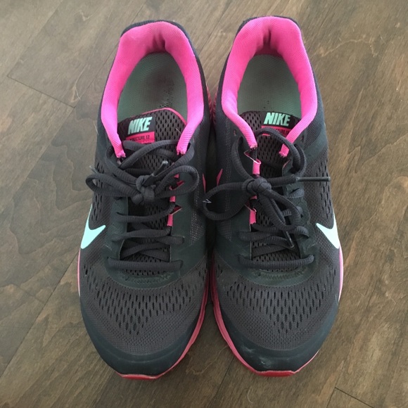 nike air zoom structure 17